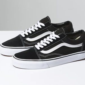 Vans Canvas Old Skool Black and White Sneaker